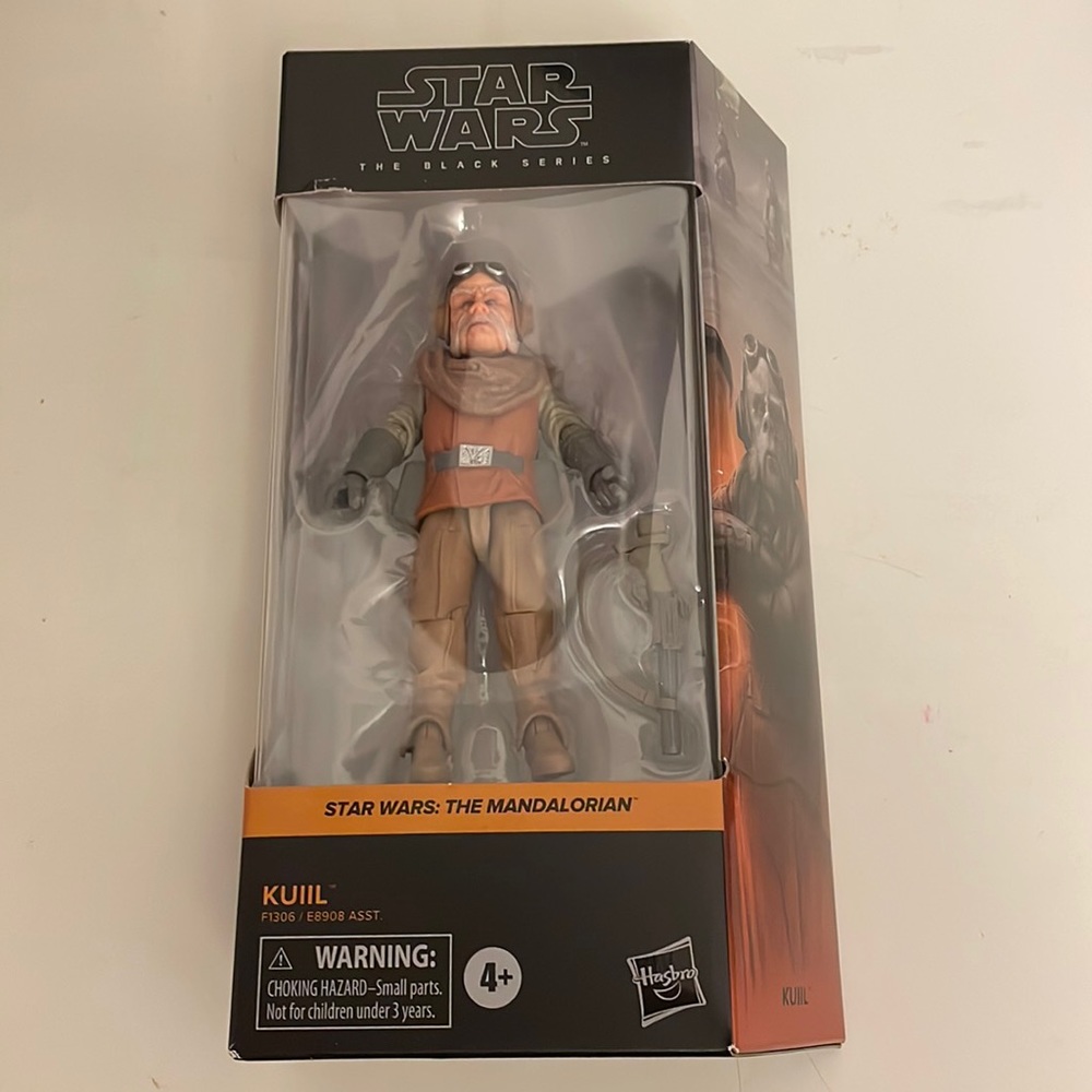 New Star Wars the black series the Mandalorian Kuiil.